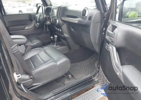 2012 Jeep Wrangler Unlimited Sahara из США, поврежденный, VIN 1C4BJWEG5CL158609